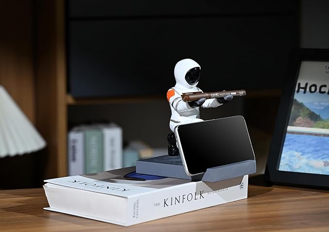 Astronaut Resin Pen Holder, Mobile Phone Stand, Device Stand, Desk Organizer Decorative Pen Holder (White&Black)