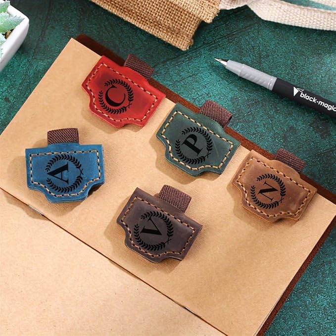 Custom Bookmark with Pen Holder with 26 Letters Personalized Magnetic Leather Book Mark, Customized Name Book Marker Clip with Initial for Men Women, Gifts for Book Lovers, Readers, (Red, B)