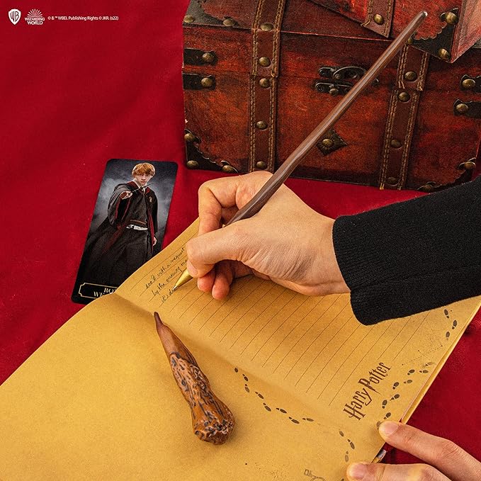 Cinereplicas Harry Potter – Wand Pen with Base and Lenticular Bookmark – Officially Licensed (Ron Weasley)